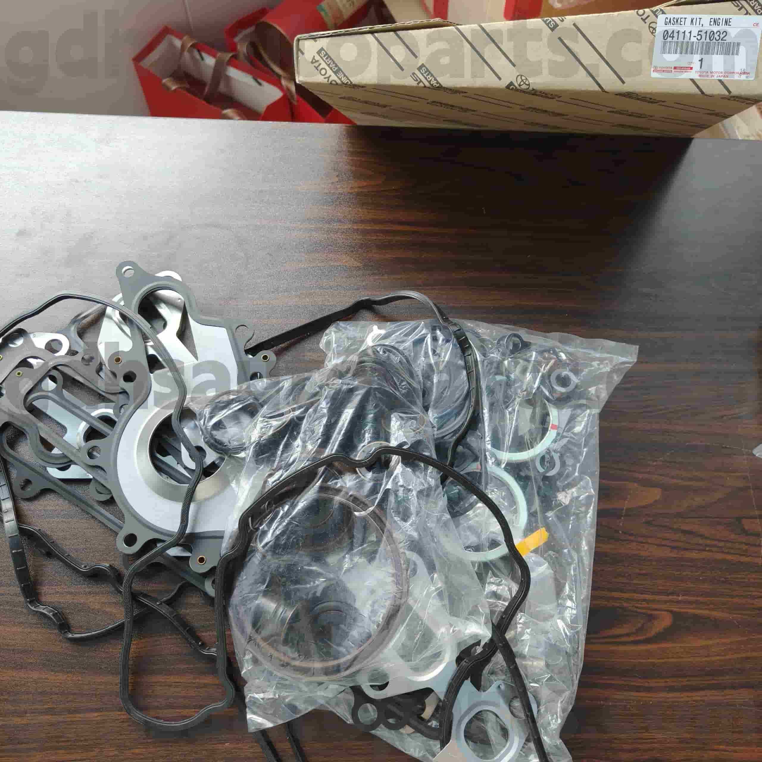 04111-51032 TOYOTA GENUINE PARTS Engine Overhaul Kit for LAND CRUISER